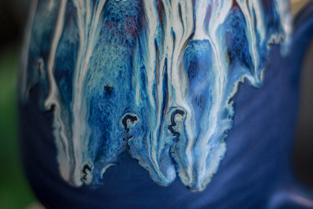 20-D New Wave Textured Mug - TOP SHELF, 22 oz.