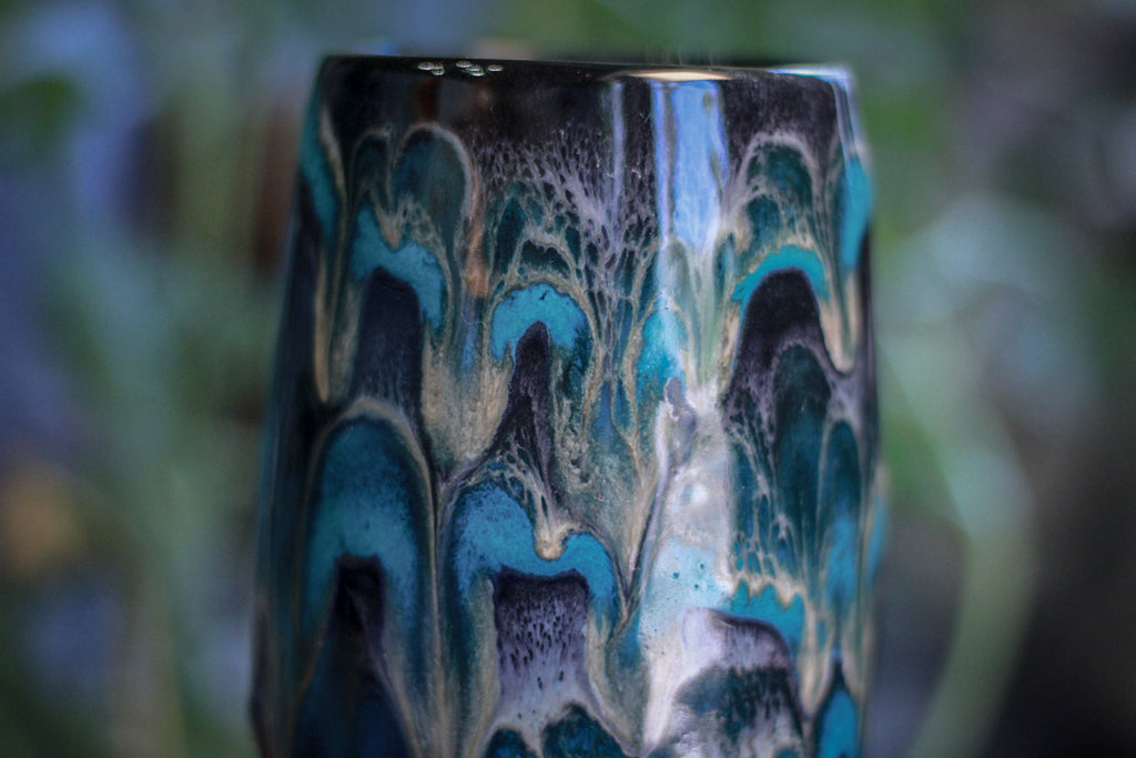22-D Turquoise Grotto Mug, 20 oz.