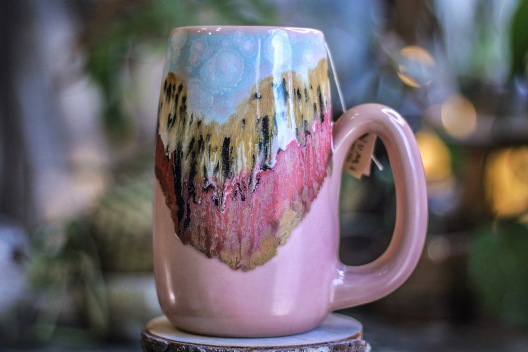 03-C Strawberry Fields Notched Mug, 25 oz.