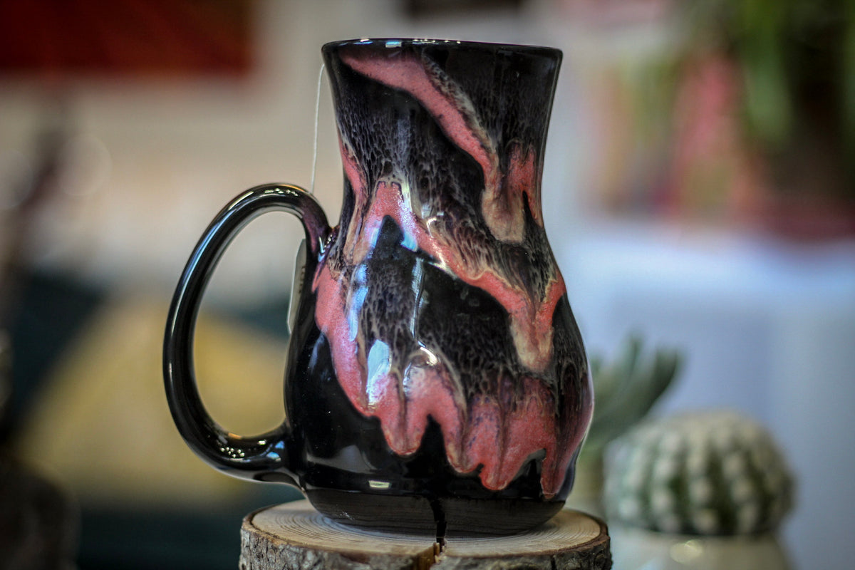 23-D Amethyst Grotto Flared Acorn Notched Mug, 19 oz.