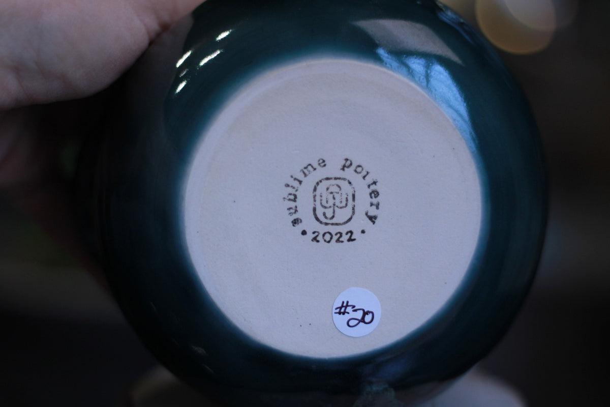 20-D New Wave Soup Pot, 18 oz.