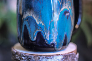 28-D Turquoise Grotto Mug, 25 oz.