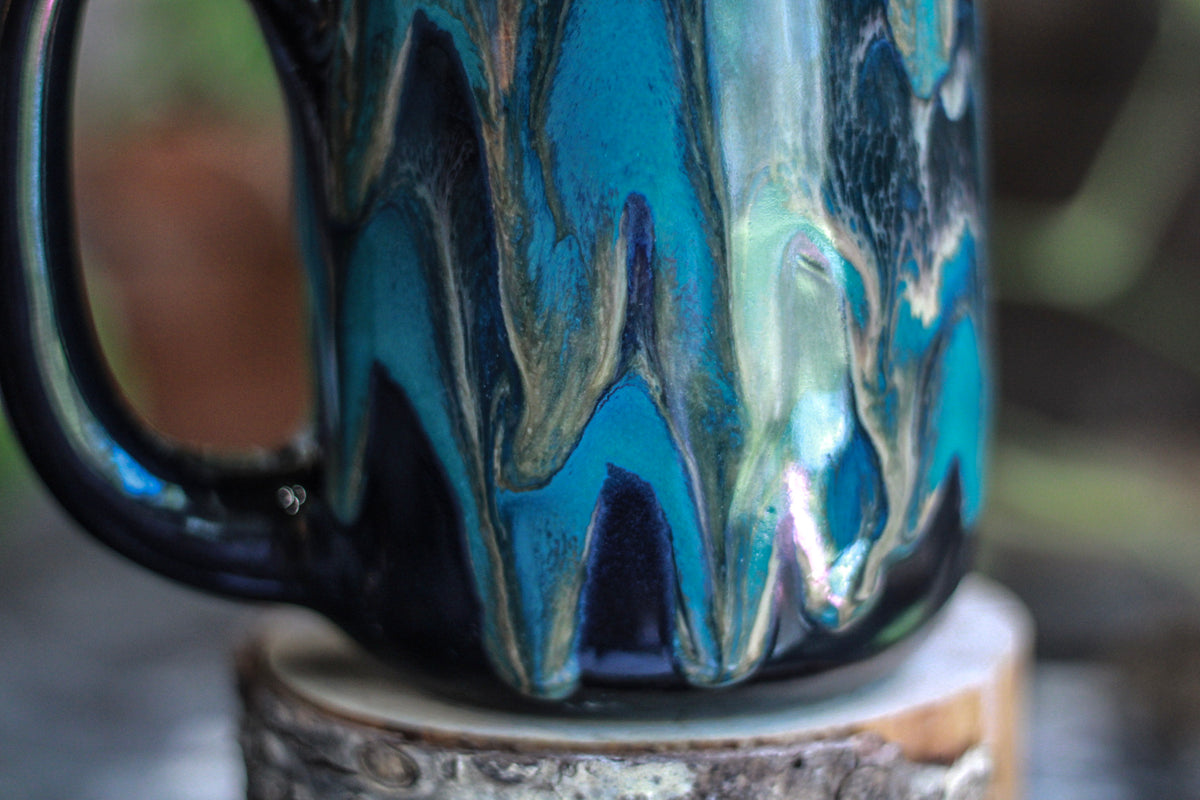 21-D Turquoise Grotto Mug, 26 oz.