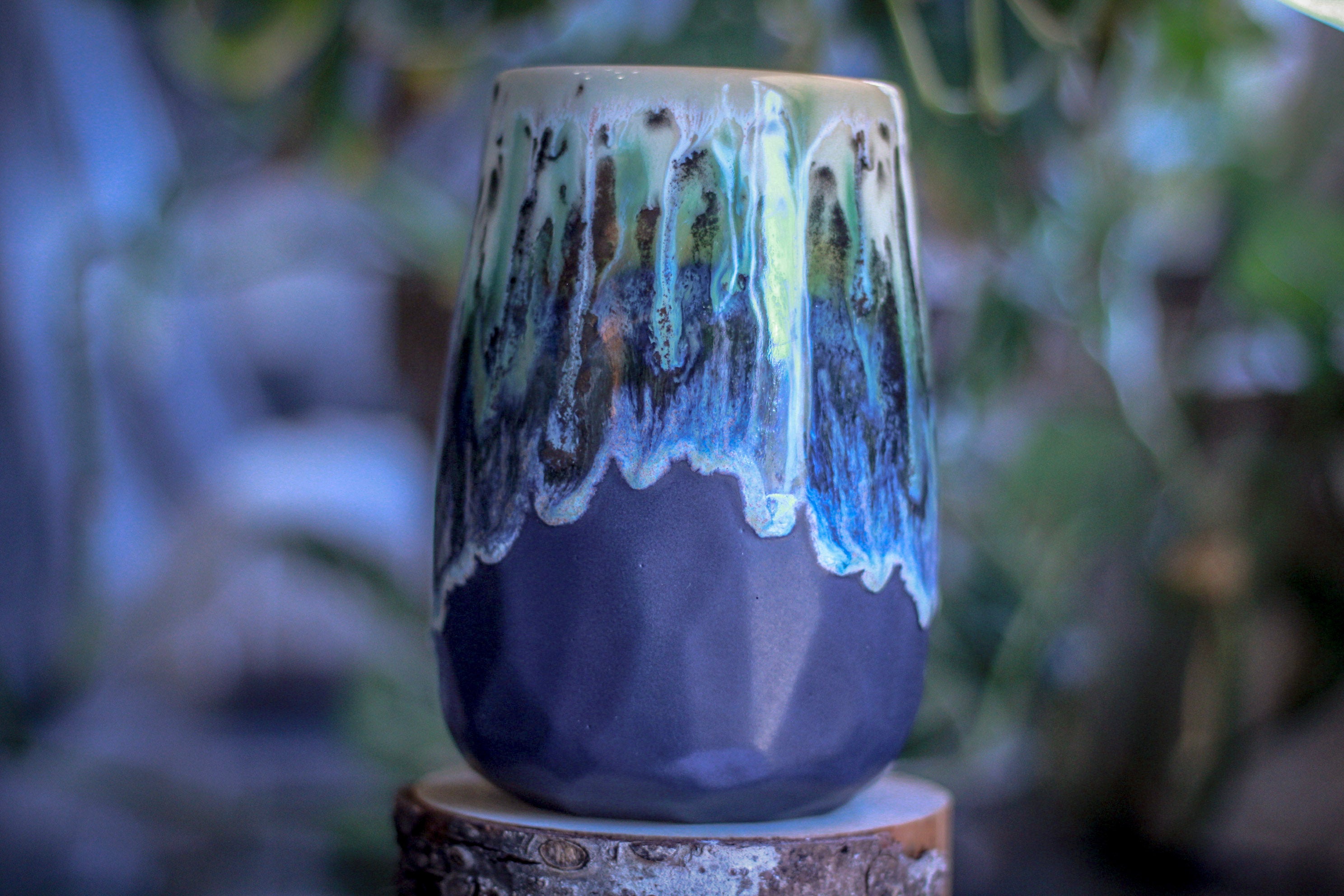 03-A Champlain Shale Crystal Mug, 25 oz.