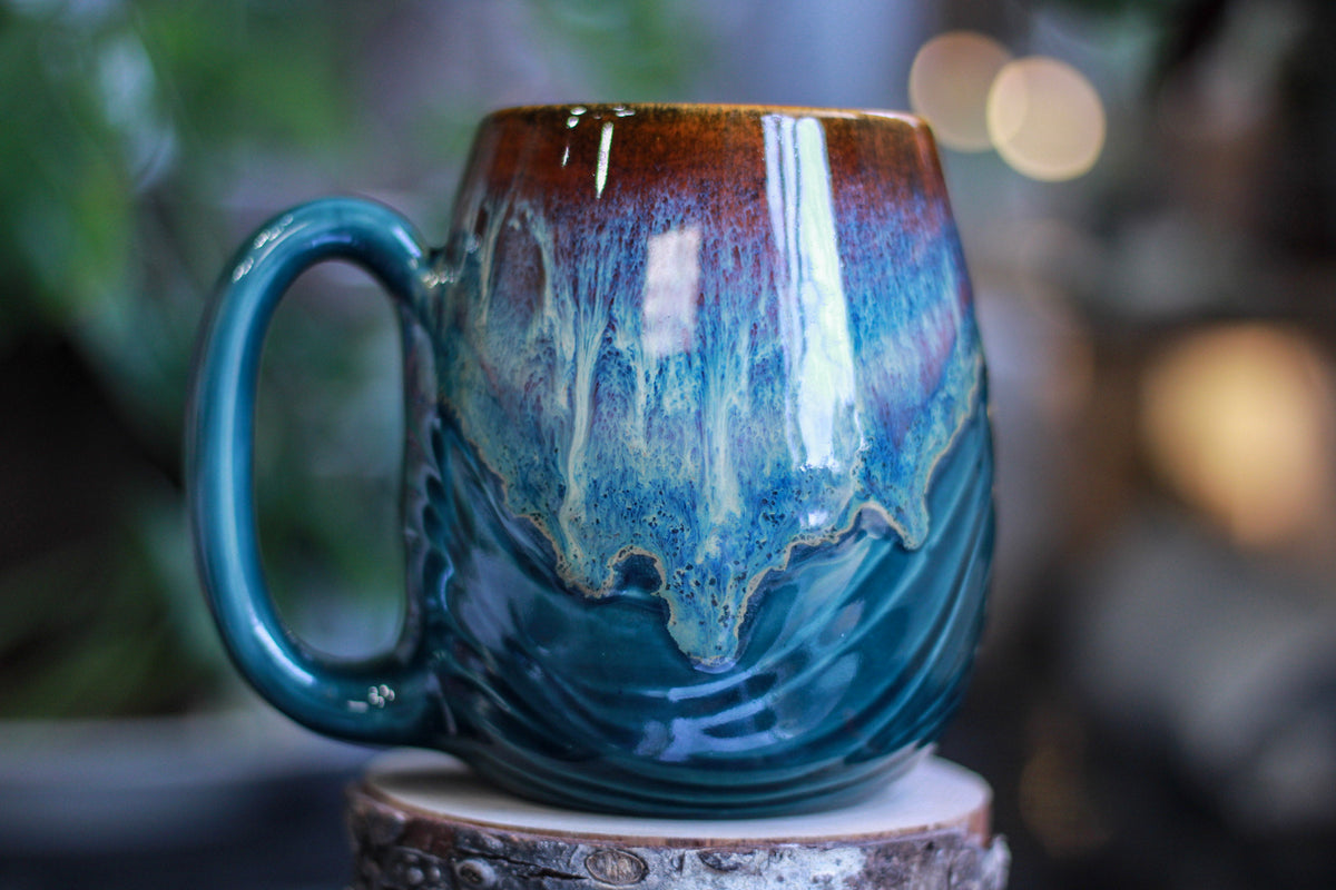 22-D New Wave Textured Mug - TOP SHELF, 21 oz.