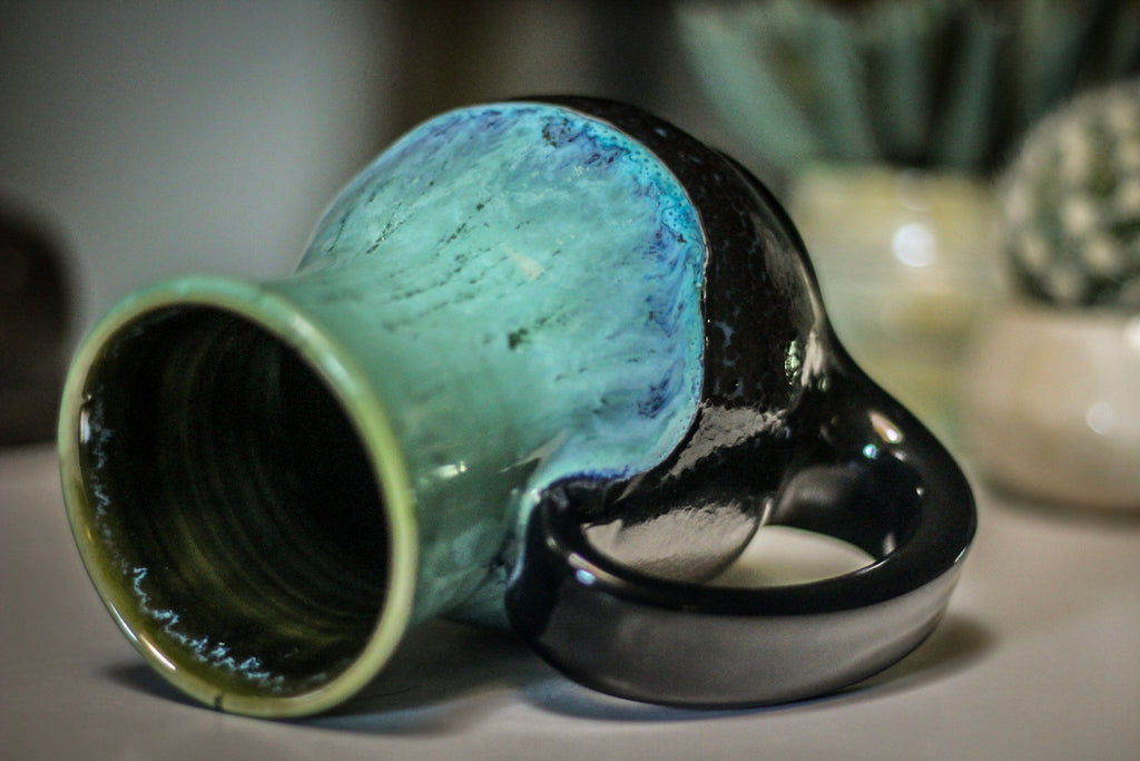22-D EXPERIMENT Barely Flared Acorn Mug - MISFIT, 18 oz. - 10% off