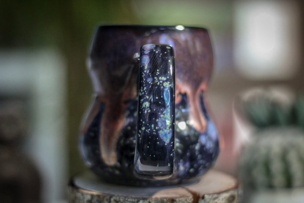 22-E Pillars of Creation Gourd Mug, 15 oz.