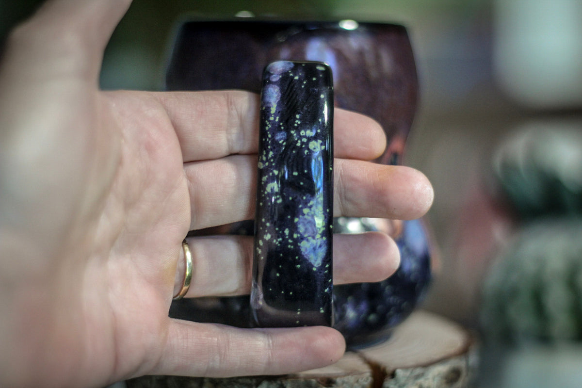 22-E Pillars of Creation Gourd Mug, 15 oz.