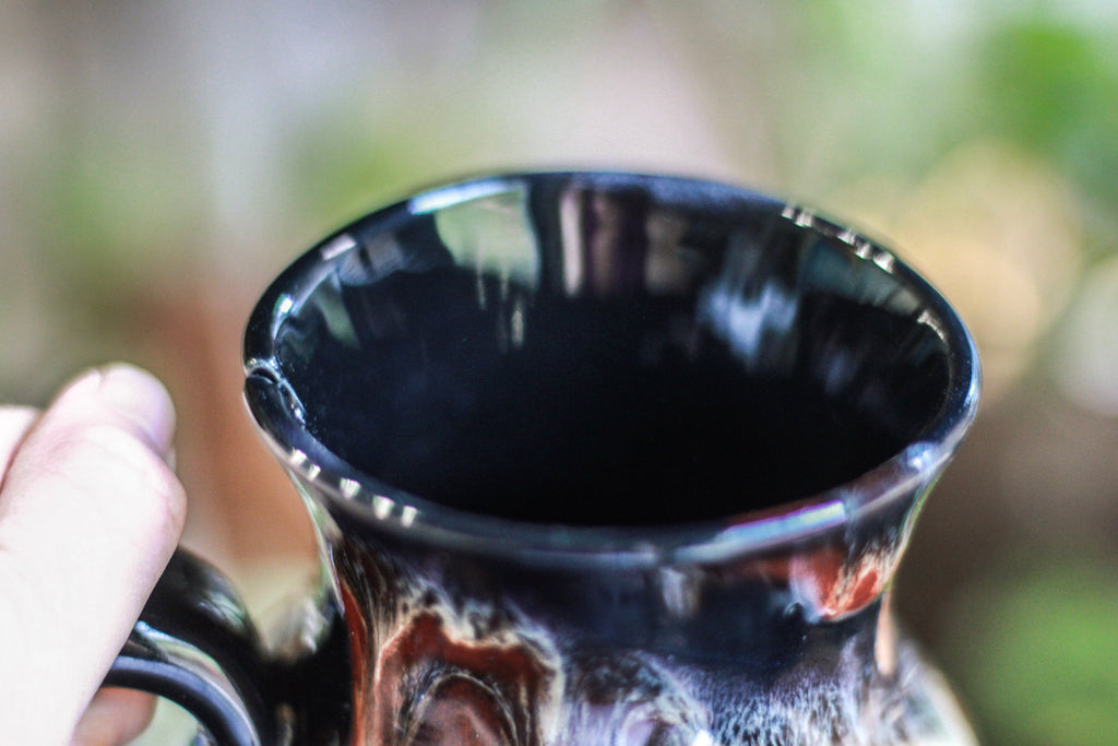 21-D Scarlet Grotto Flared Notched Acorn Mug, 23 oz.