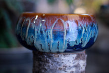 Load image into Gallery viewer, 21-D New Wave Bowl, 38 oz.