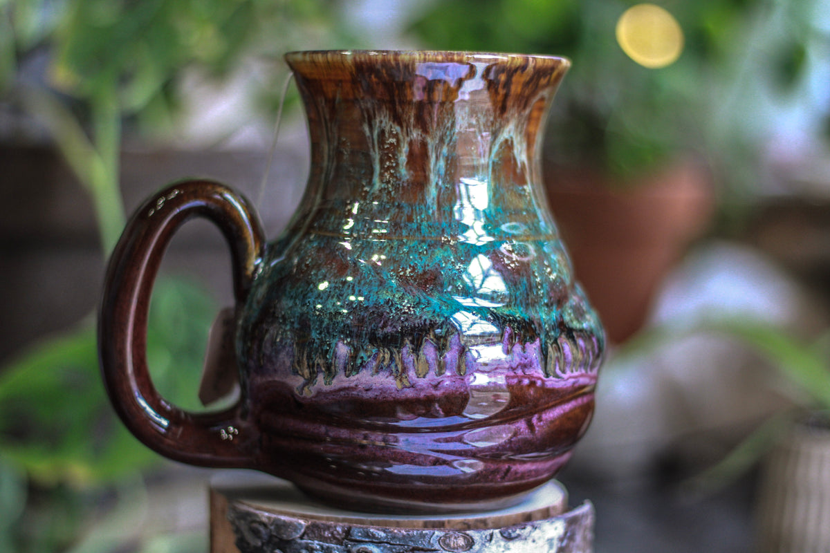 23-D Aqua Falls Flared Notched Textured Mug, 22 oz.