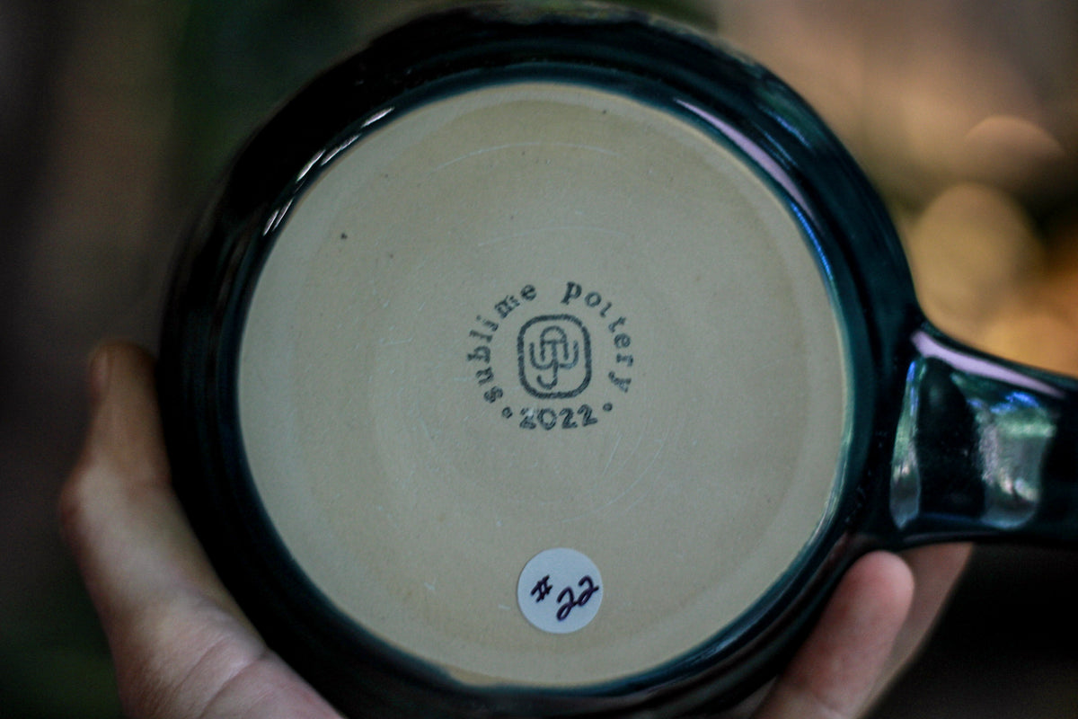 22-D New Wave Flared Notched Mug, 24 oz.