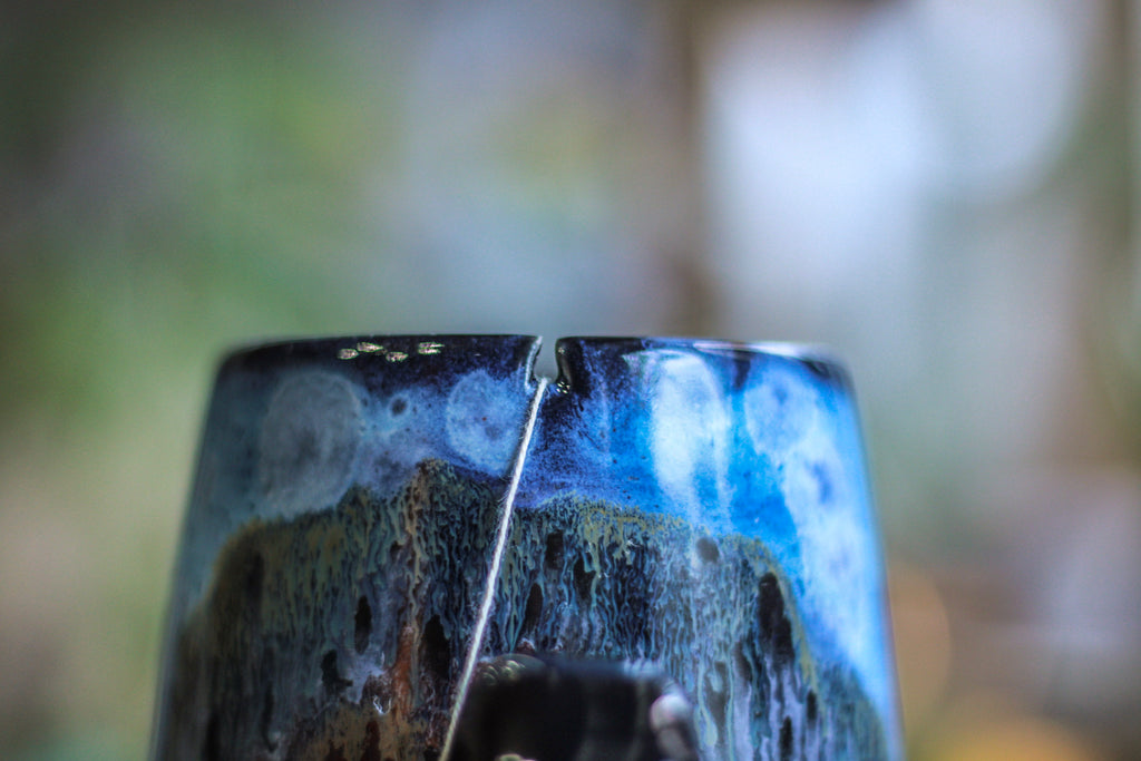 22-C Midnight Oasis Notched Mug, 24 oz.