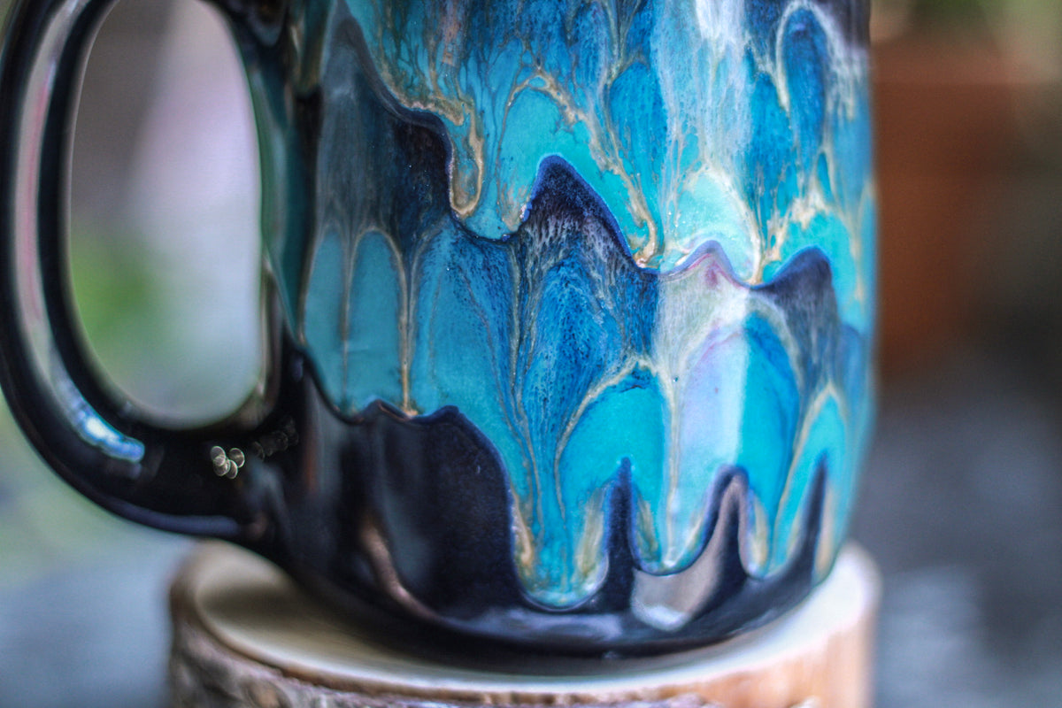 23-D Turquoise Grotto Notched Mug - MINOR MISFIT, 25 oz. - 10% off
