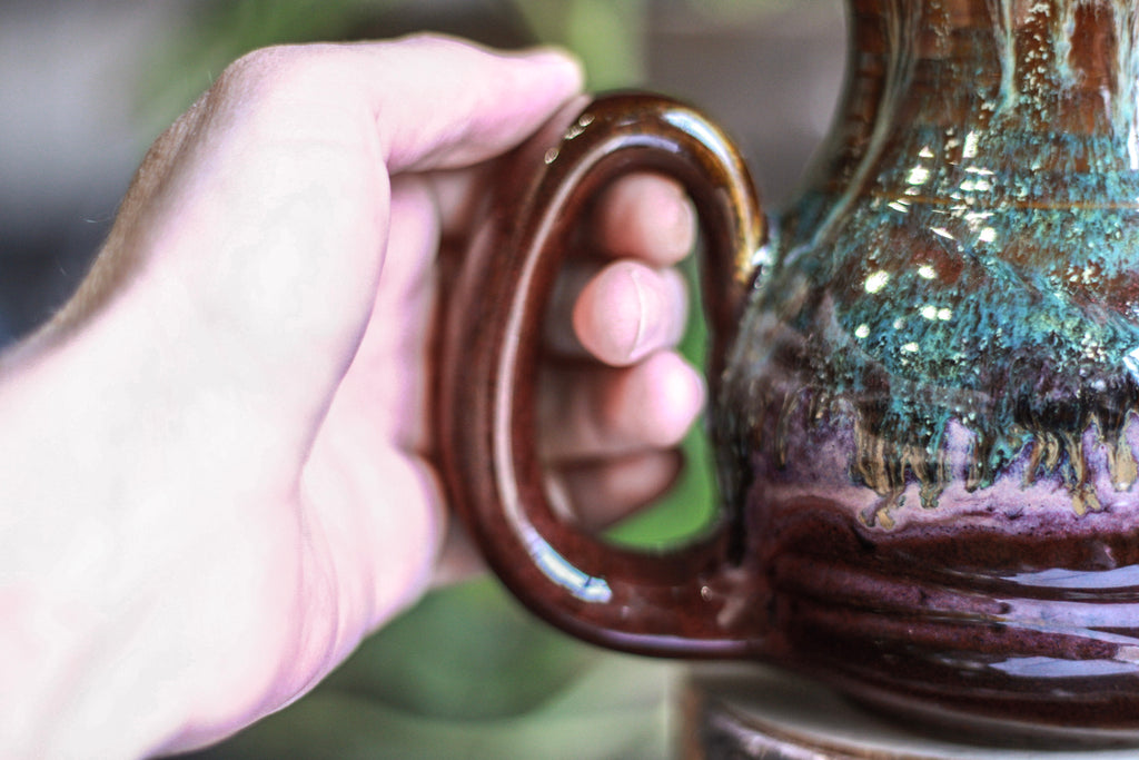 23-D Aqua Falls Flared Notched Textured Mug, 22 oz.