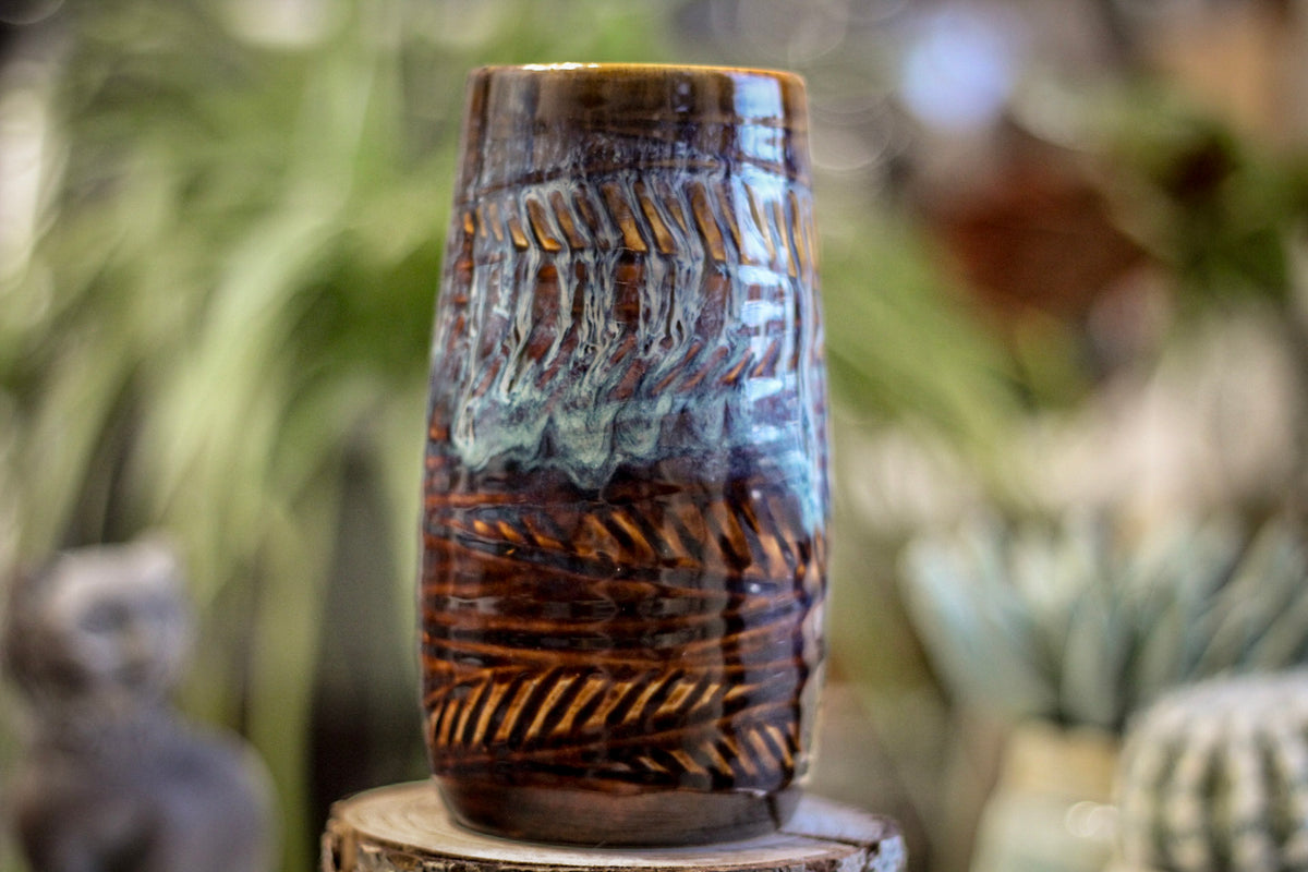 24-E Tribal Wave Textured Stein, 20 oz.
