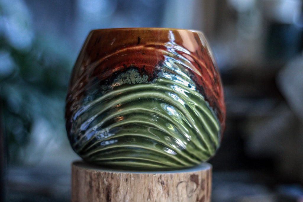 16-D Molten Melon Squat Textured Mug, 33 oz.