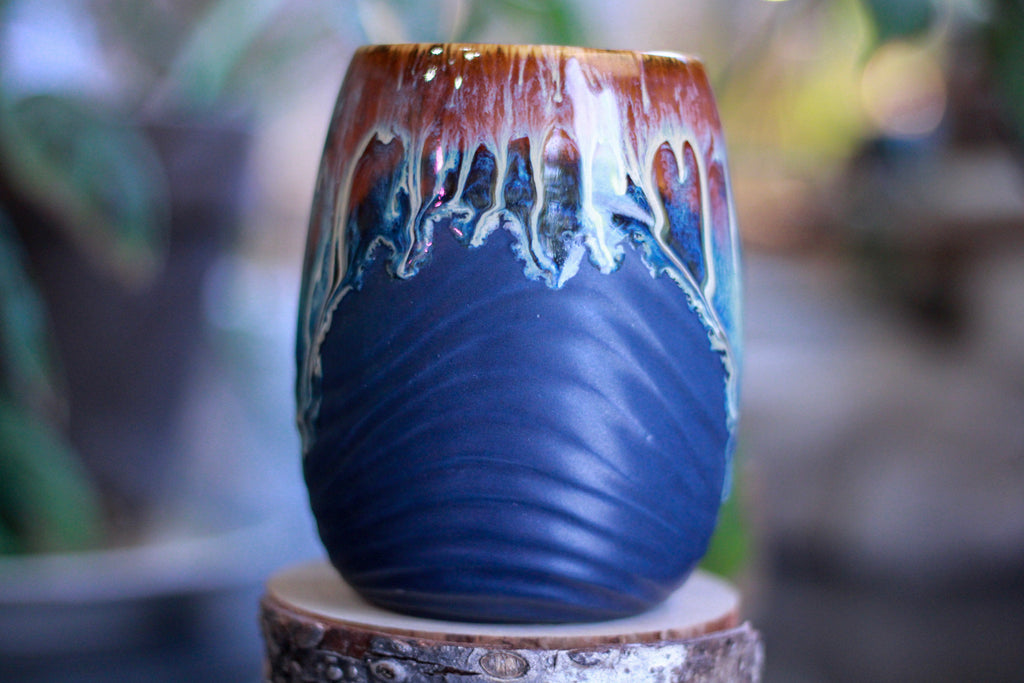 23-D New Wave Textured Mug - TOP SHELF, 21 oz.