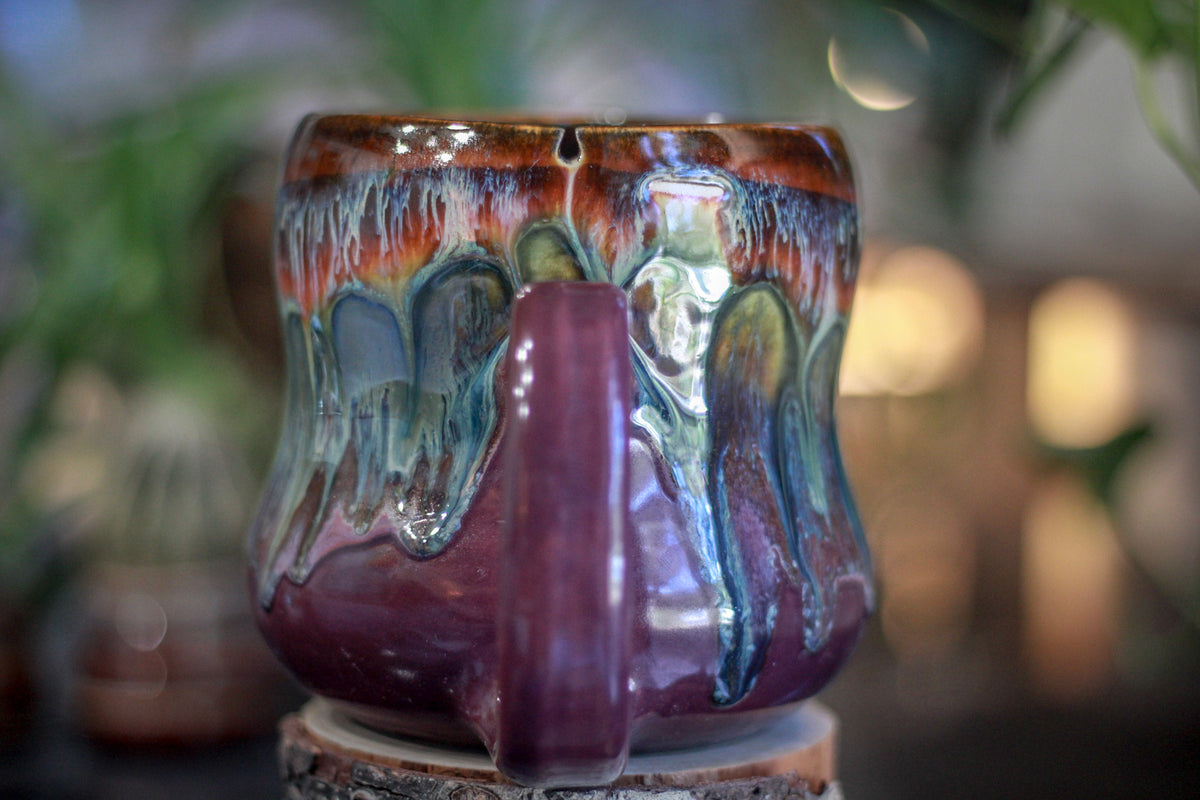 25-C New Earth Notched Pitcher, 33 oz.