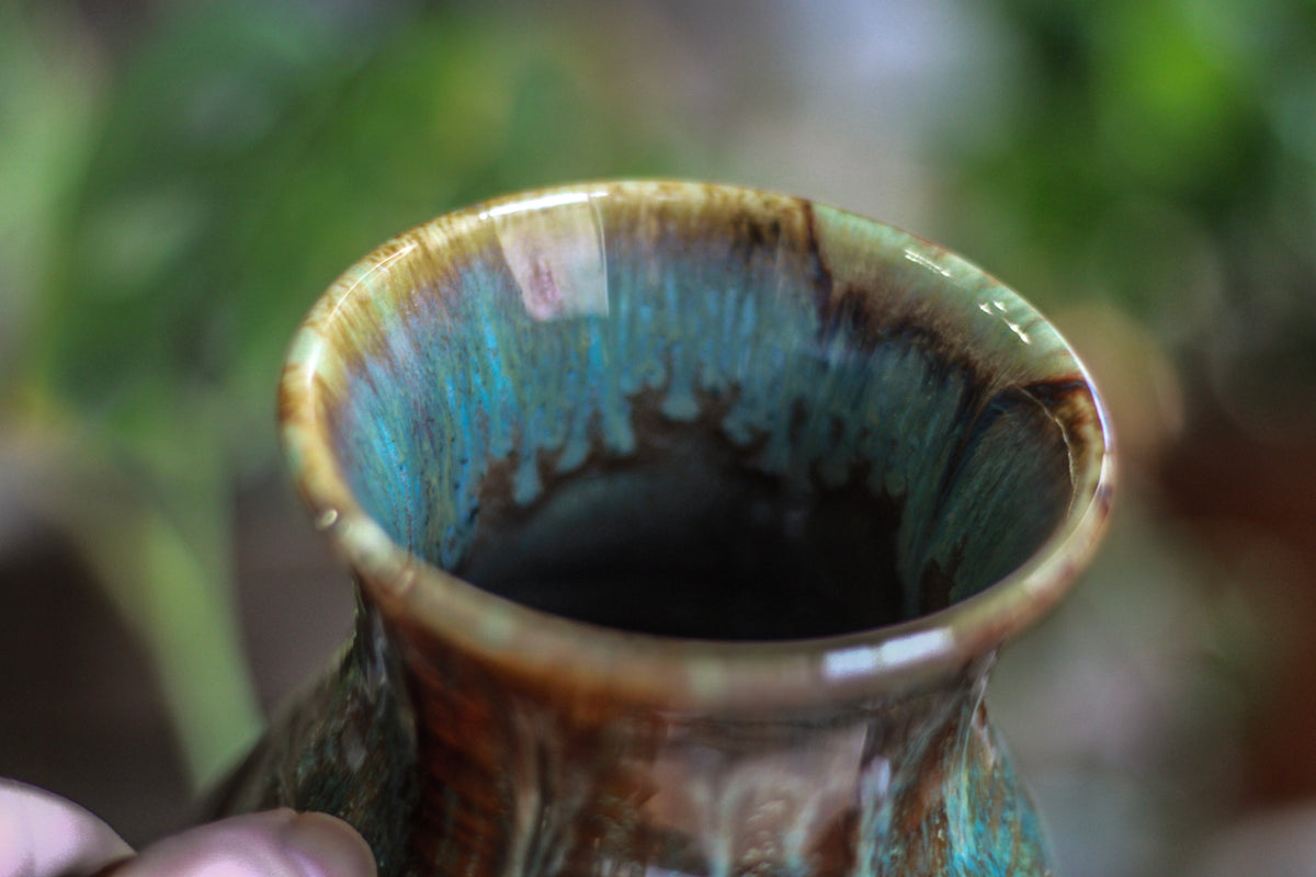 23-D Aqua Falls Flared Notched Textured Mug, 22 oz.