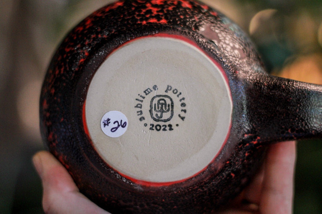 26-D Molten Magic Acorn Mug, 23 oz.