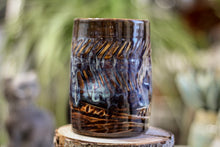 Load image into Gallery viewer, 25-E Tribal Wave Textured Divot Cup, 14 oz.
