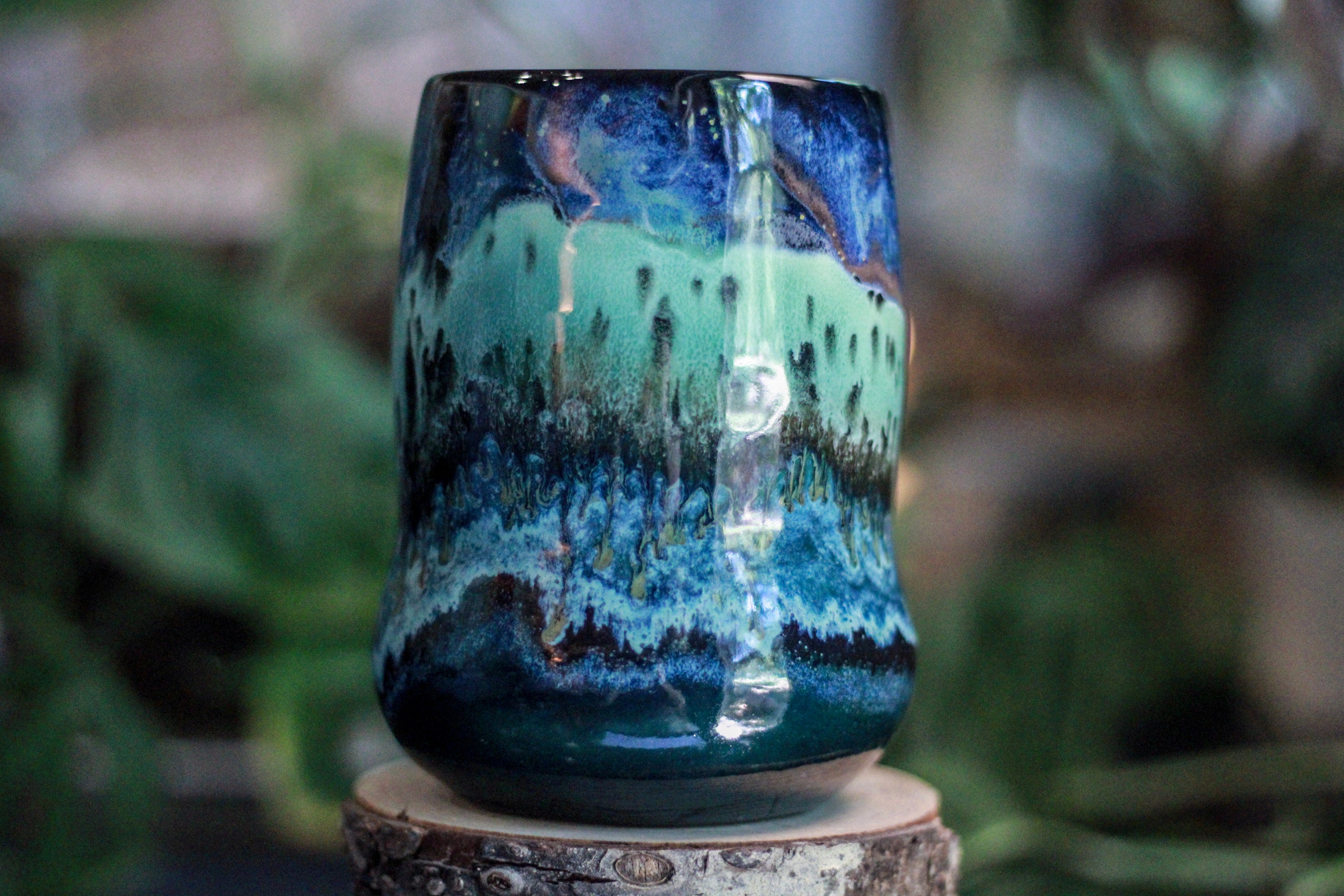 01-B Mountain Aurora Gourd Mug - MISFIT, 23 oz. - 35% off