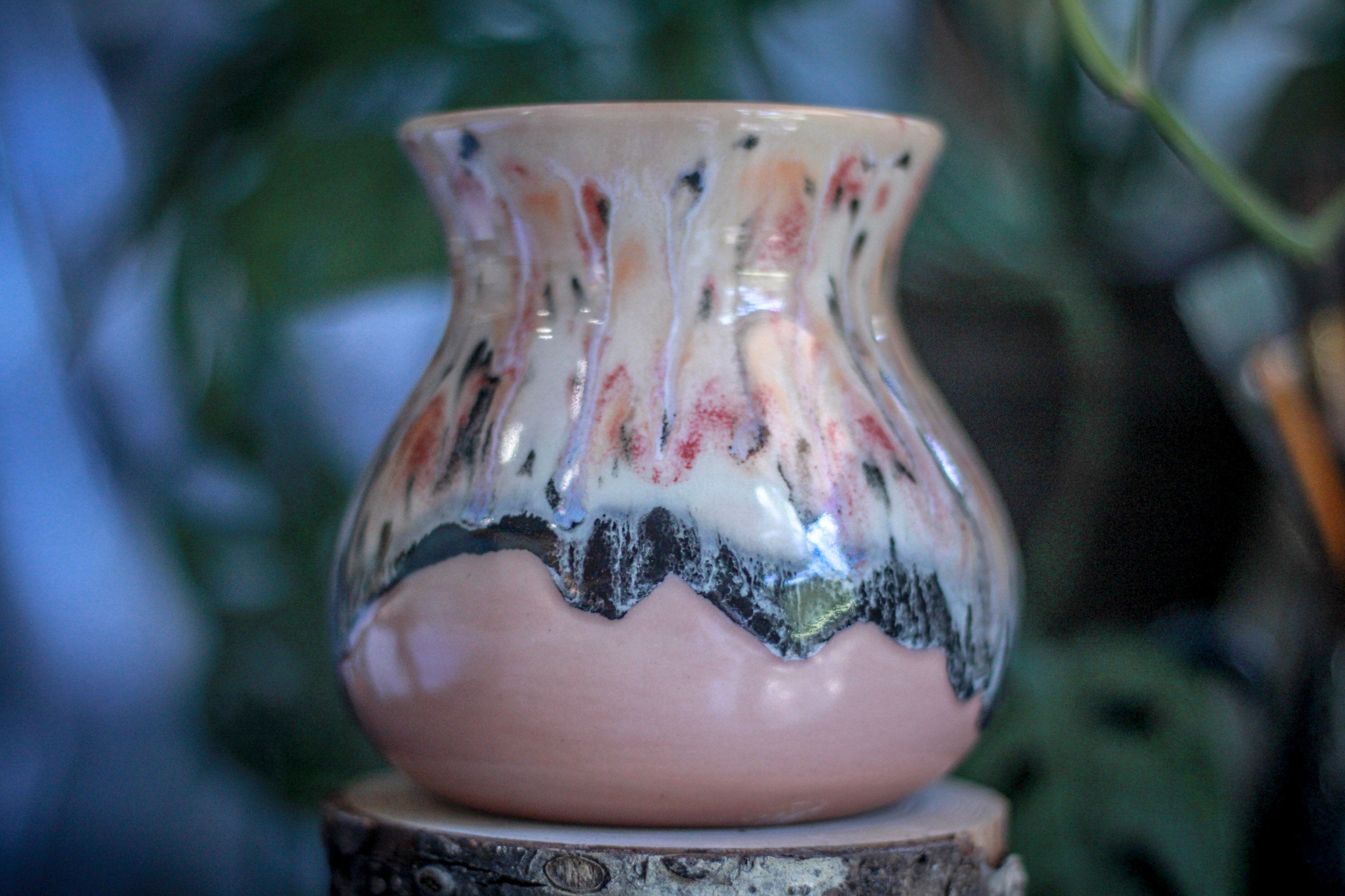 02-D Granny's Lace Flared Mug, 21 oz.