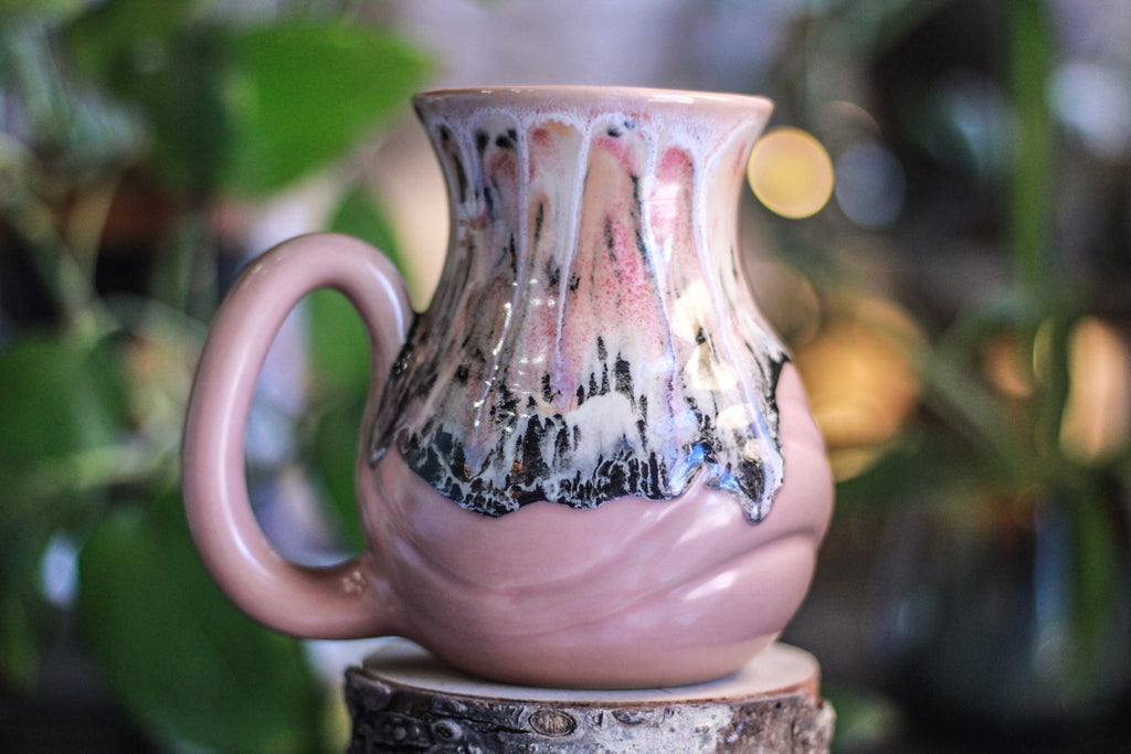 02-D Granny's Lace Flared Textured Mug - TOP SHELF, 23 oz.
