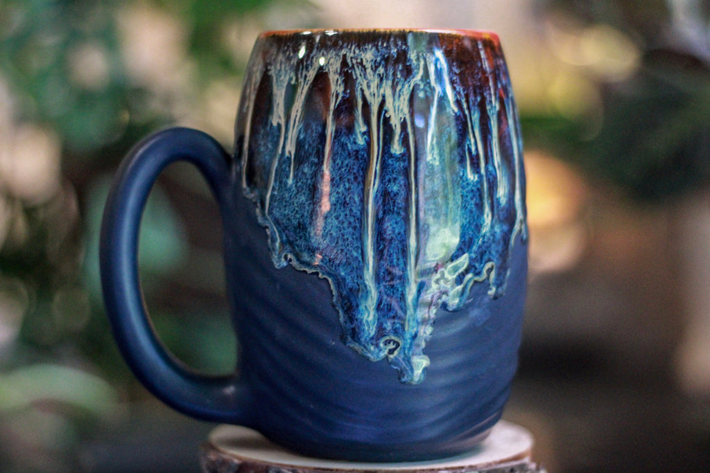 24-D New Wave Textured Mug, 24 oz.