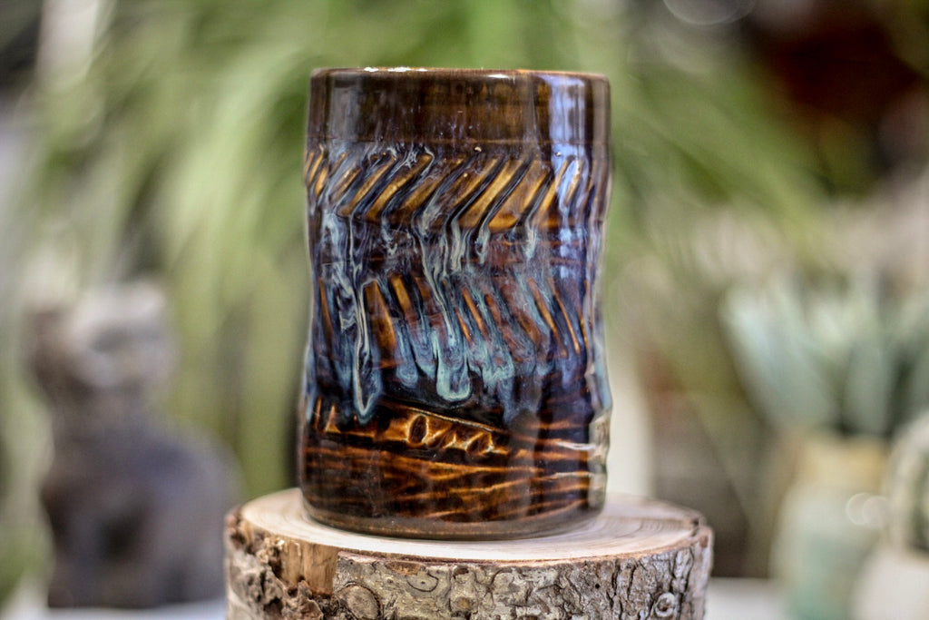 25-E Tribal Wave Textured Divot Cup, 14 oz.