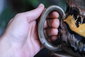25-C Bumblebee Jasper Flared Mug, 20 oz.