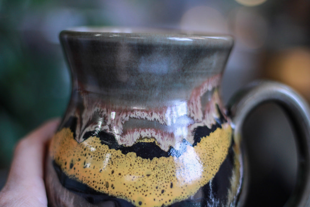 25-C Bumblebee Jasper Flared Mug, 20 oz.