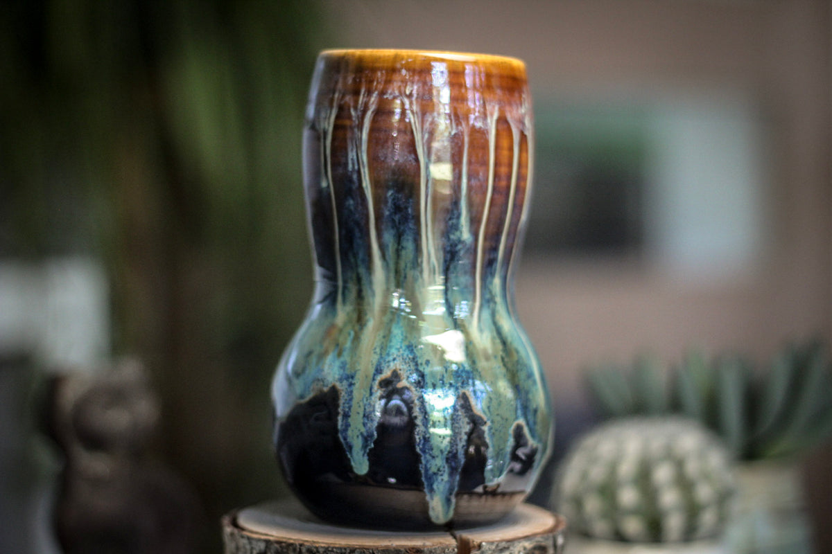 03-D New Wave Gourd Mug, 21 oz.
