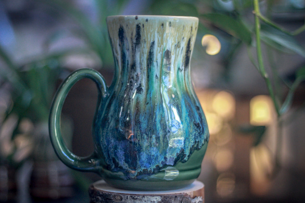 04-B Champlain Falls Barely Flared Acorn Mug - TOP SHELF, 31 oz.