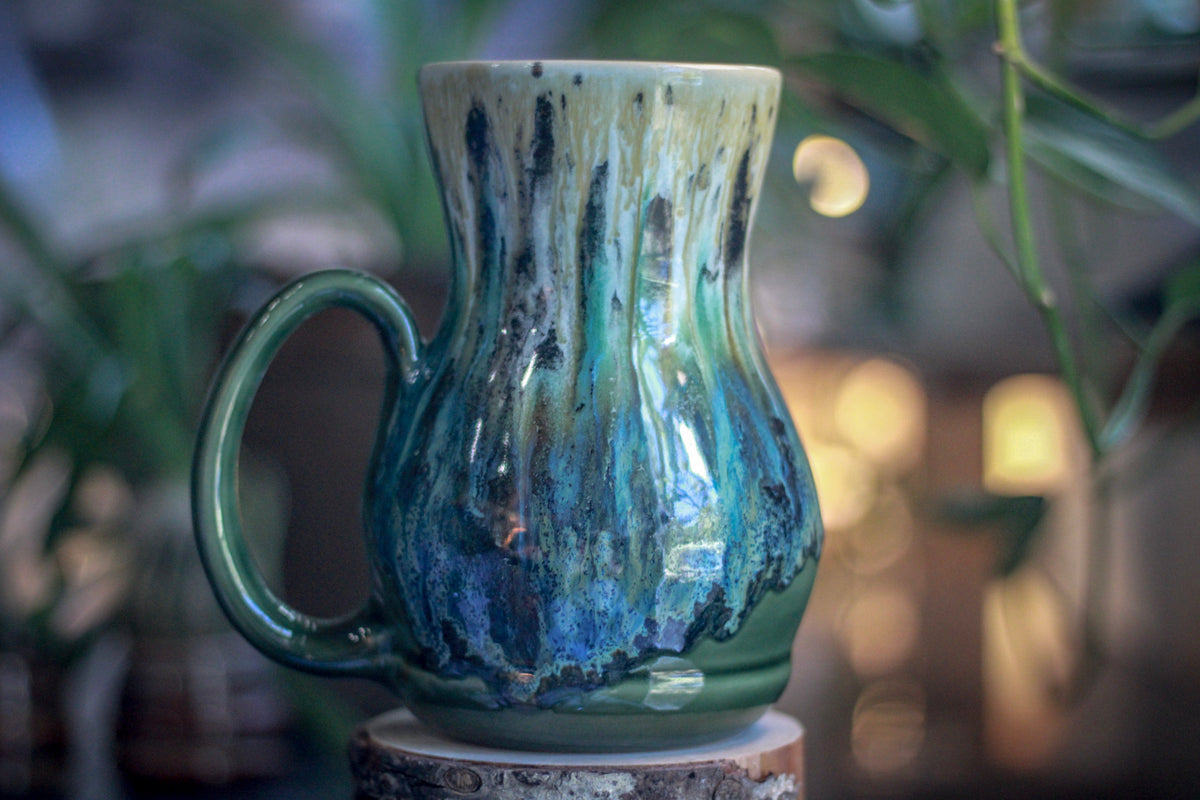 04-B Champlain Falls Barely Flared Acorn Mug - TOP SHELF, 31 oz.