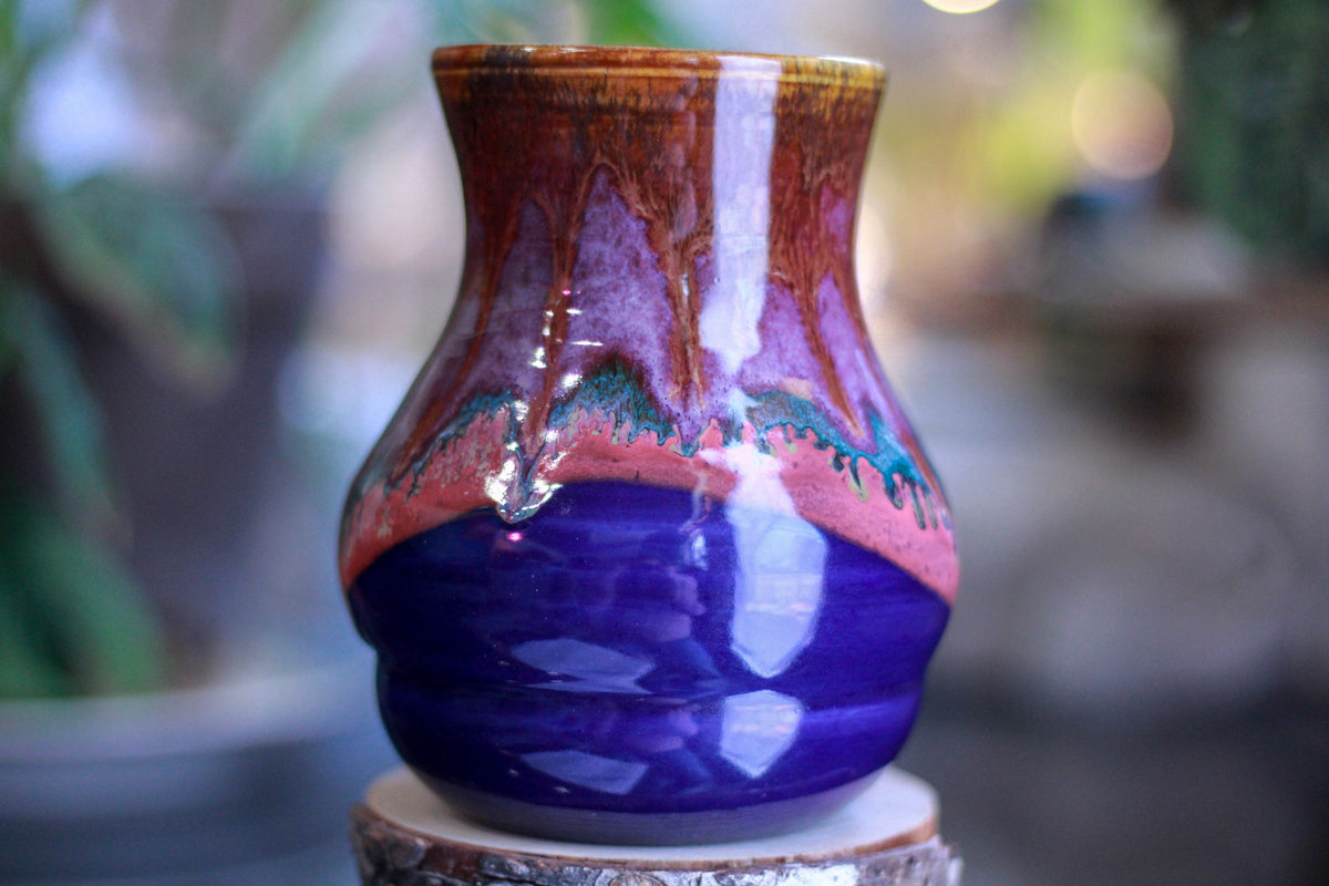 26-B Magenta Haze Barely Flared Acorn Mug - TOP SHELF, 26 oz.
