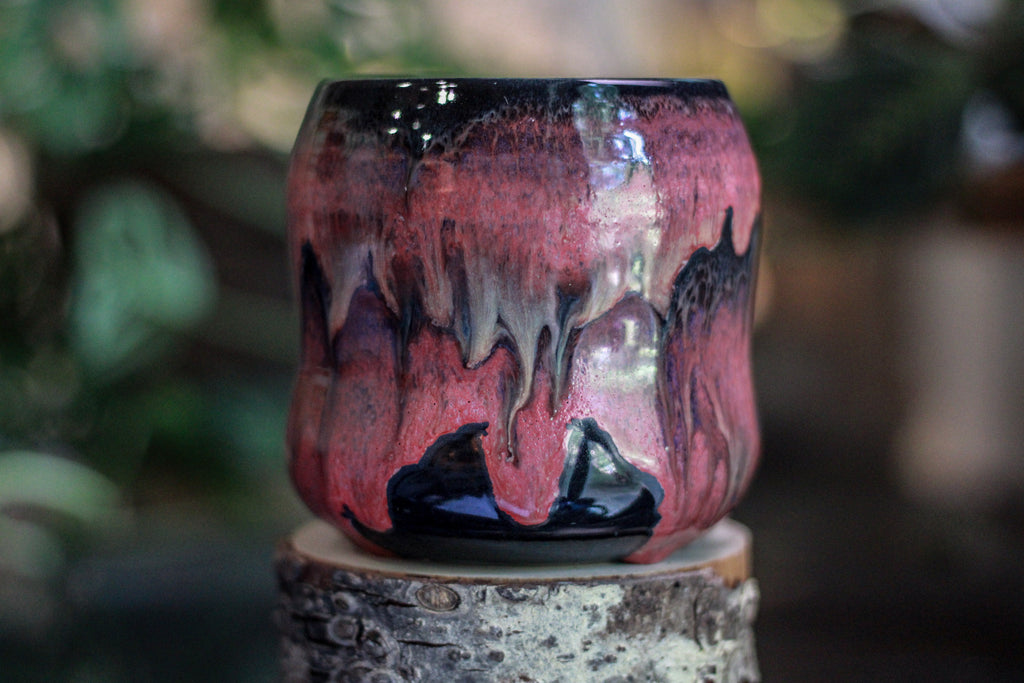 26-D Magenta Grotto Gourd Mug - MISFIT, 24 oz. - 25% off