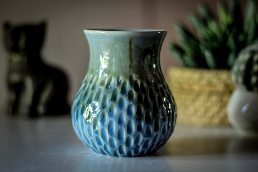 32-G PROTOTYPE Flared Textured Cup, 13 oz.