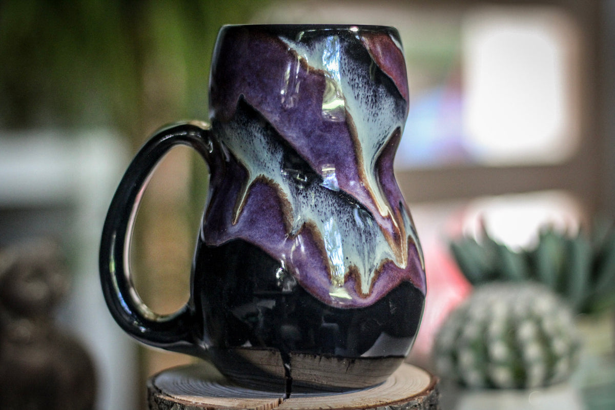 27-E Amethyst Grotto Gourd Mug, 20 oz.