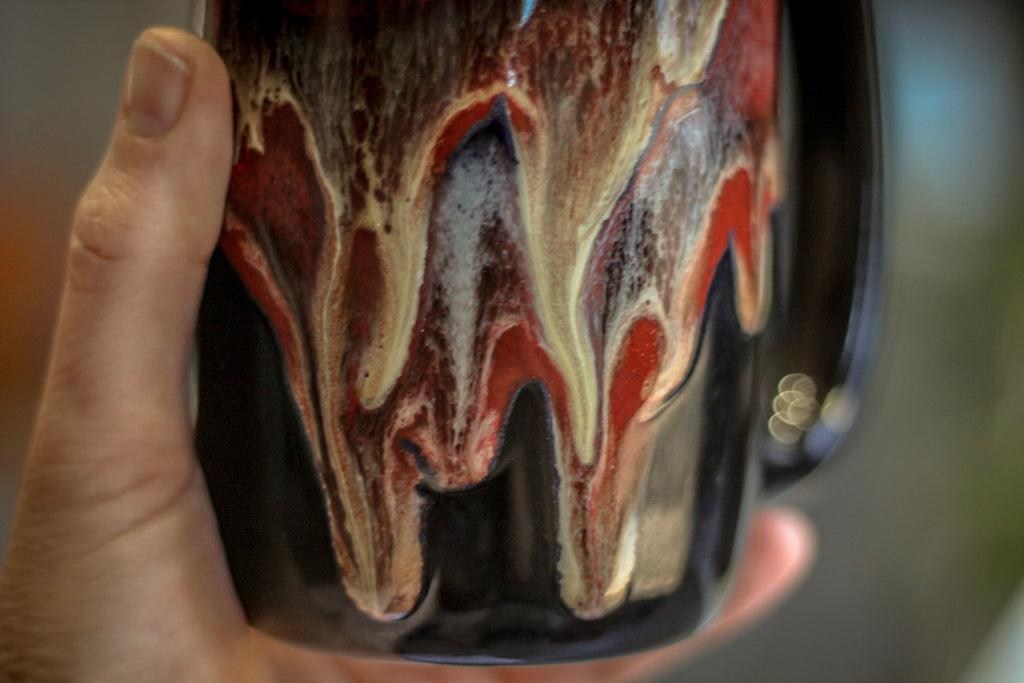 28-E Scarlet Grotto Mug, 19 oz.