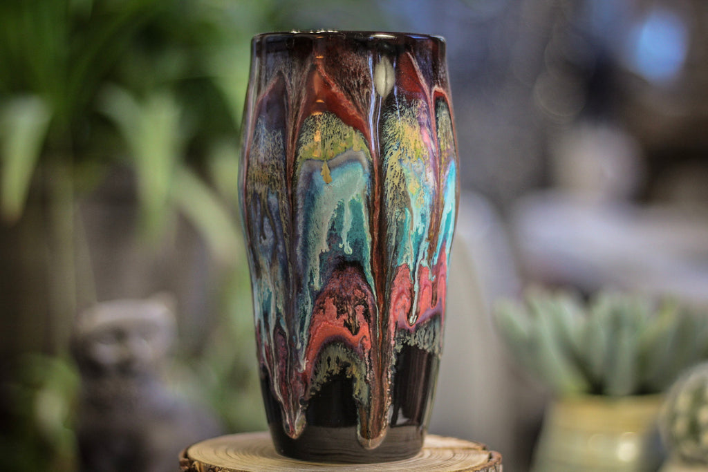28-B Cosmic Grotto Beer Cup, 19 oz.
