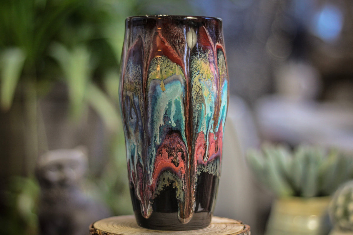 28-B Cosmic Grotto Beer Cup, 19 oz.