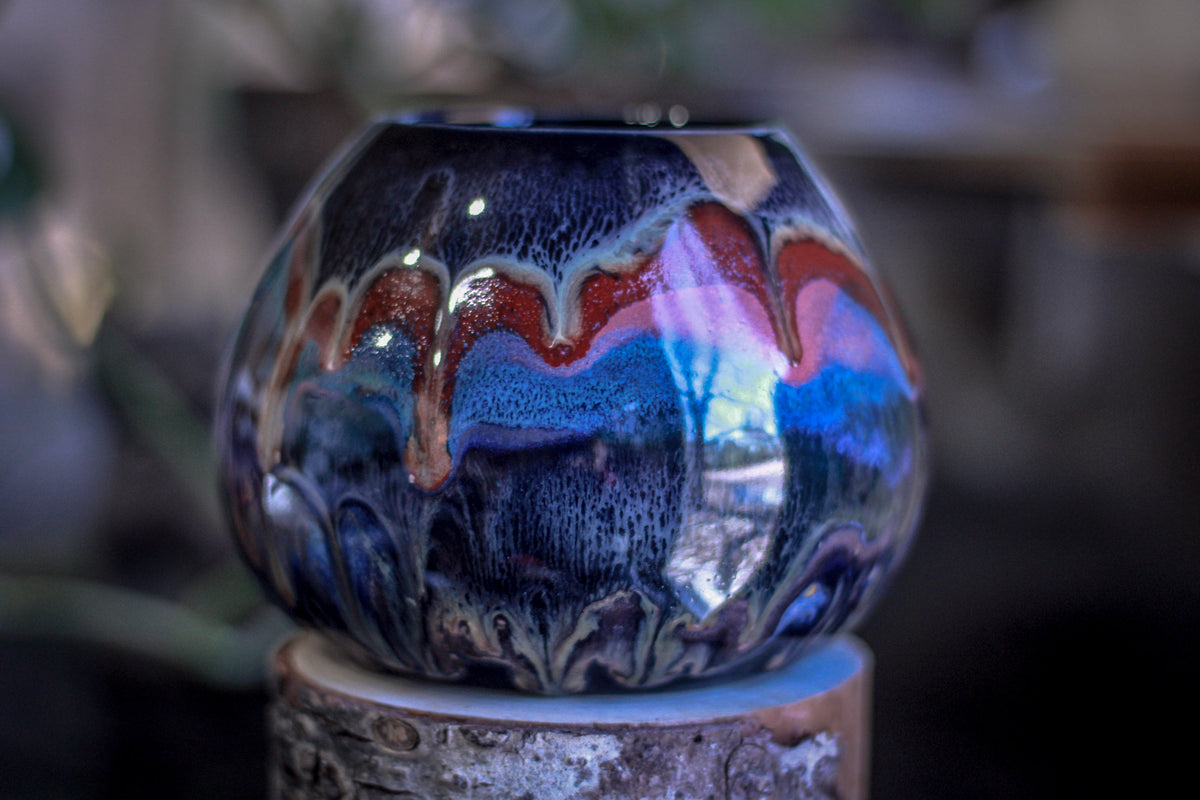 29-B Cosmic Grotto Vase, 27 oz.