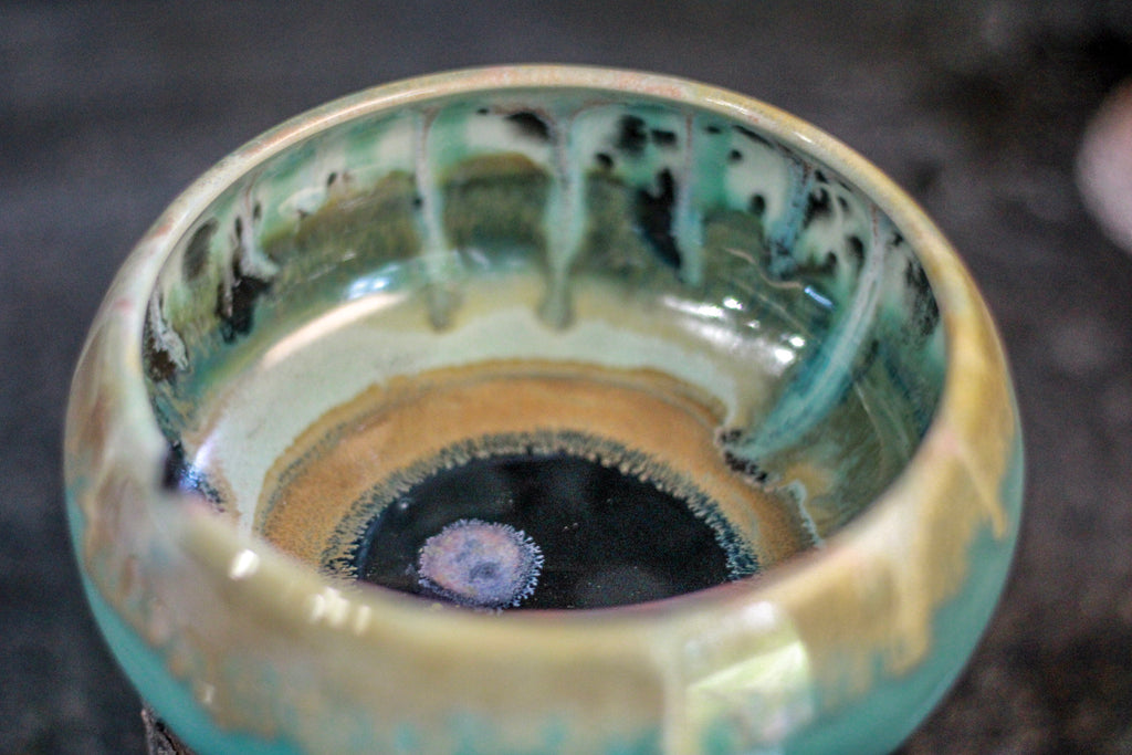 03-C Champlain Falls 'Eye' Bowl - MISFIT, 19 oz. - 20% off