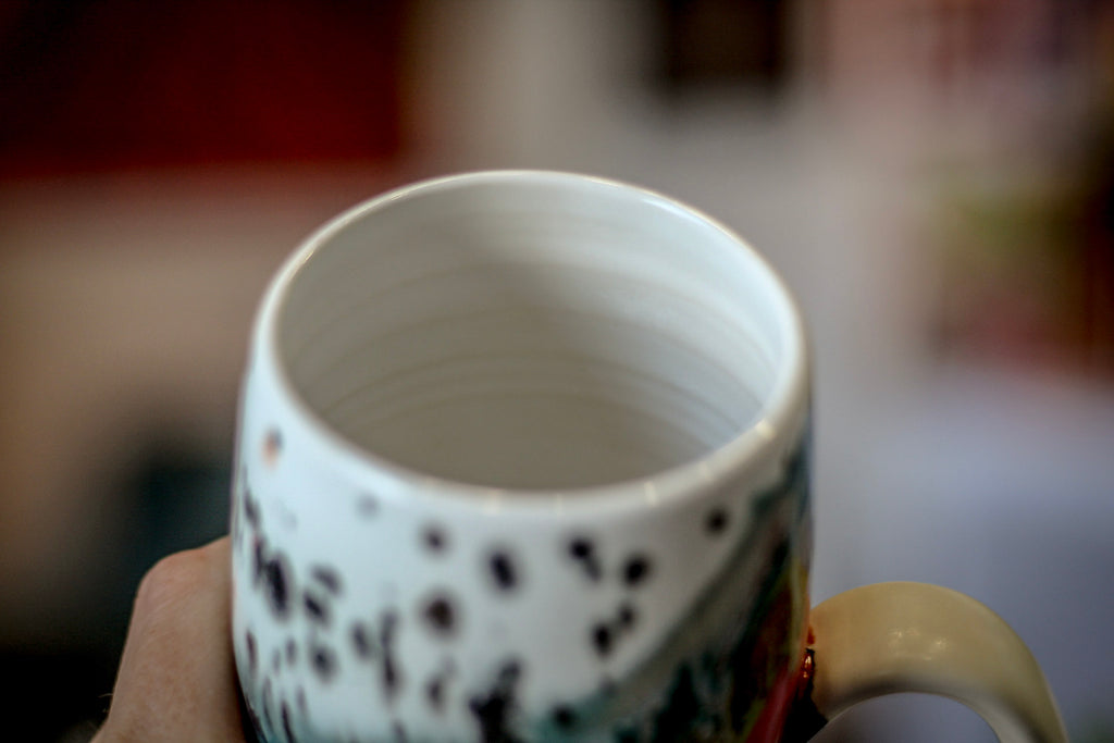 03-B Snowy Grotto Variation Gourd Mug, 20 oz.