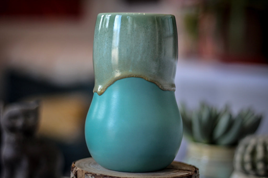 03-F PROTOTYPE Gourd Mug, 20 oz.