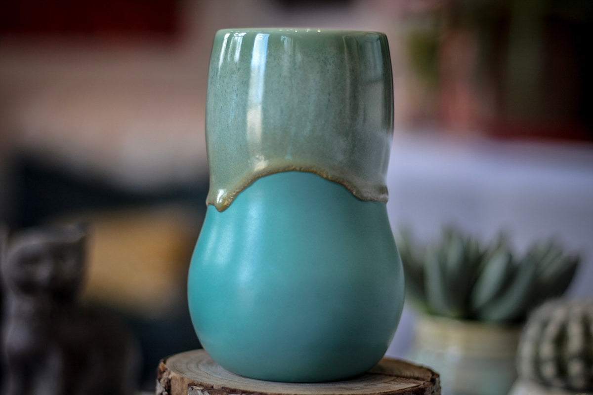 03-F PROTOTYPE Gourd Mug, 20 oz.