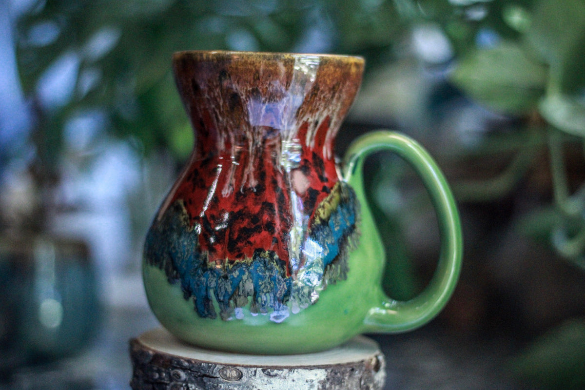 16-C Red and Green PROTOTYPE Flared Mug, 22 oz.