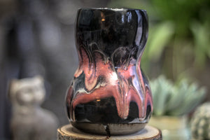 30-E Amethyst Grotto Gourd Mug, 20 oz.